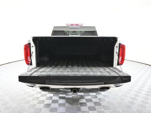 Used 2019 GMC Sierra 1500 Denali w/ Denali Ultimate Package AWD/4WD image 6