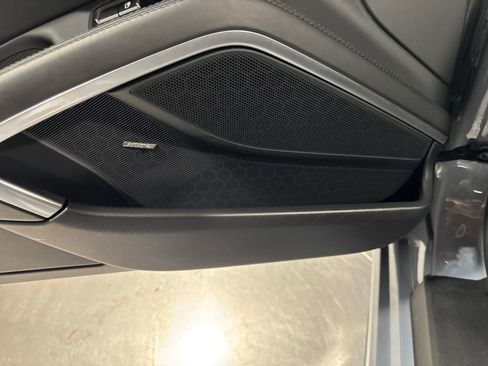 Used 2025 Porsche 718 Boxster RWD image 16