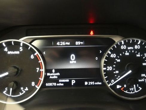Used 2022 Nissan Rogue SV FWD image 27