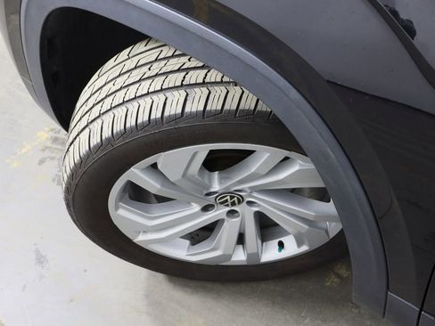 Used 2021 Volkswagen Atlas SE image 44