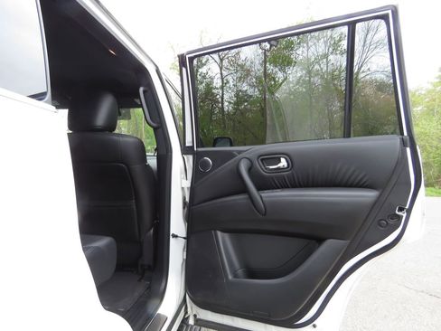 Used 2022 Nissan Armada SL w/ Midnight Edition Package AWD/4WD image 15