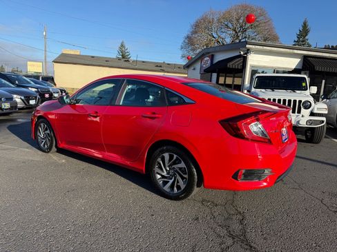 Used 2016 Honda Civic EX image 4