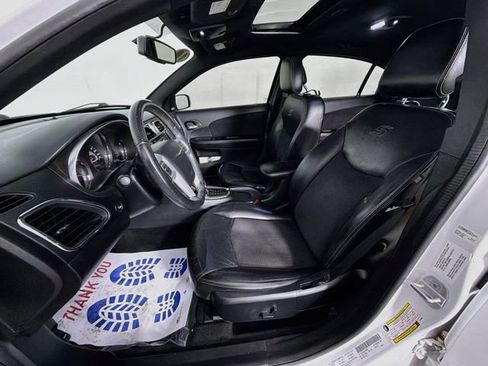 Used 2014 Chrysler 200 Limited w/ Sun/Sound Group FWD image 19