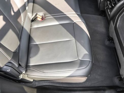 Used 2025 Jeep Grand Cherokee Limited image 36