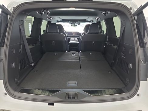 New 2026 INFINITI QX80 4WD w/ Sport Exterior Package image 18