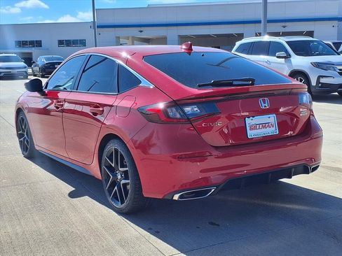 Certified 2024 Honda Civic Sport Touring image 2