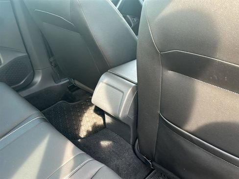 Certified 2023 Volkswagen Jetta SE w/ Panoramic Sunroof Package image 23