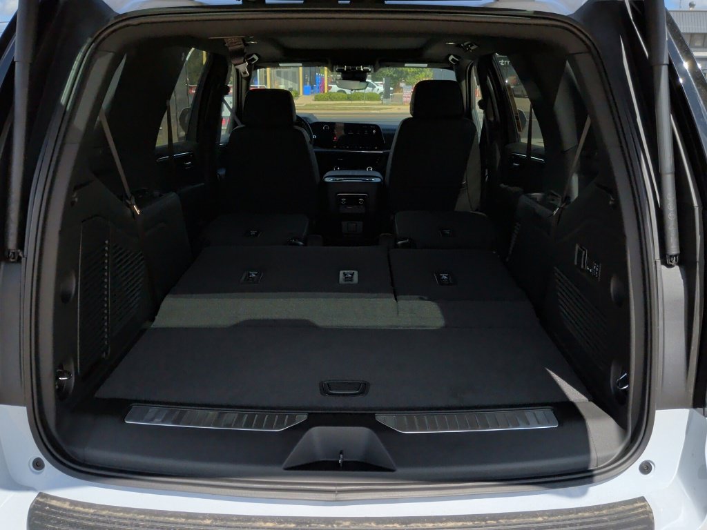 New 2026 Chevrolet Tahoe High Country AWD/4WD image 44