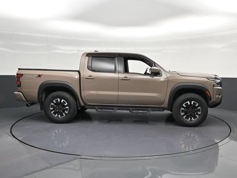 Used 2022 Nissan Frontier Pro-X RWD image 4