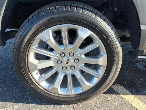 Used 2023 Ford F150 Limited image 29