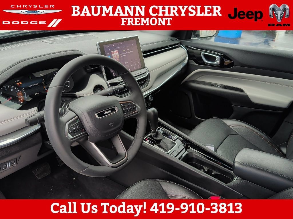 Used 2023 Jeep Compass Limited AWD/4WD image 21