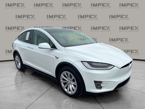 Used 2019 Tesla Model X 100D AWD/4WD image 7