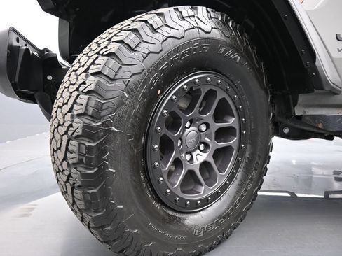 Used 2022 Jeep Wrangler Unlimited Sport AWD/4WD image 41