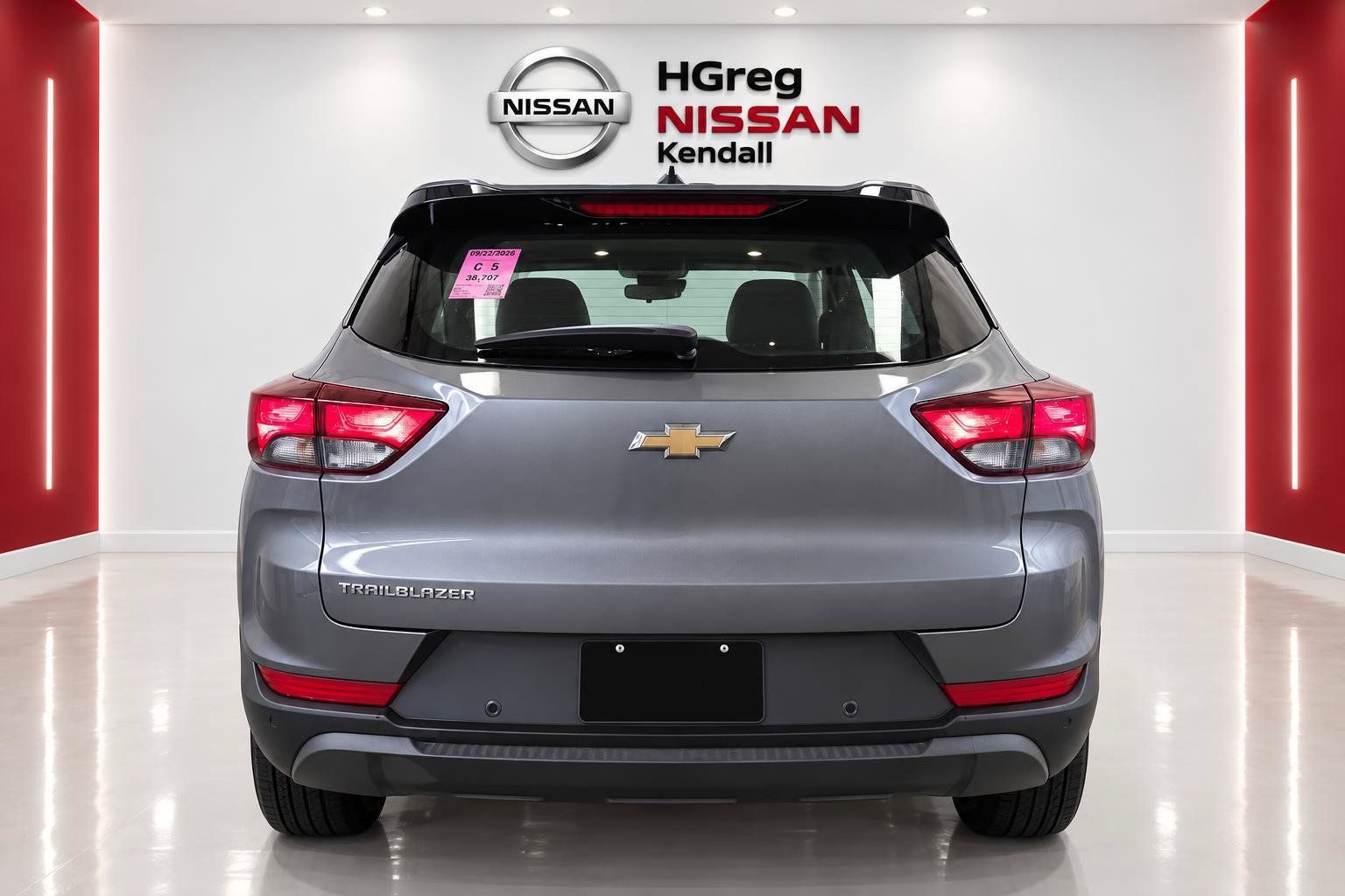 Used 2021 Chevrolet TrailBlazer LS FWD image 6