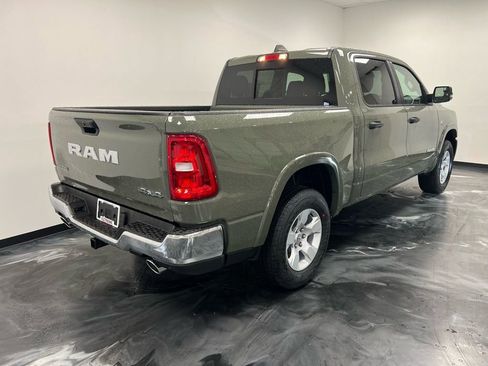 New 2026 RAM 1500 4x4 Crew Cab image 19