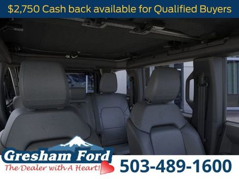 New 2025 Ford Bronco Badlands image 13