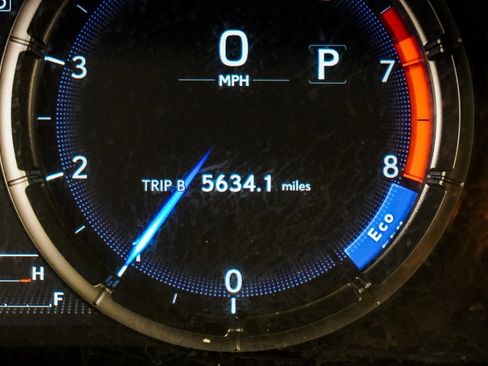 Used 2024 Lexus IS 350 F Sport image 34