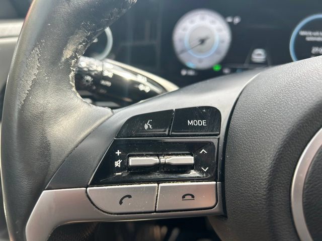 Used 2022 Hyundai Elantra Limited FWD image 18
