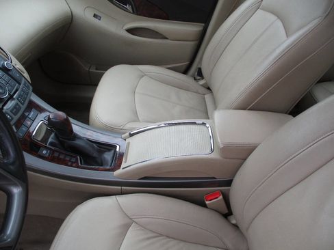 Used 2012 Buick LaCrosse Premium w/ Driver Confidence Package image 17