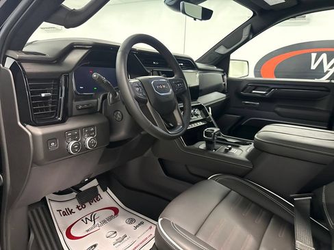 New 2026 GMC Sierra 1500 AT4X AWD/4WD image 9