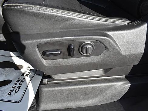 Used 2020 Chevrolet Silverado 1500 High Country w/ Technology Package image 13