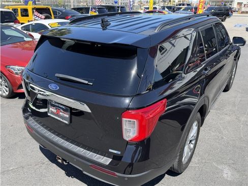 Used 2020 Ford Explorer XLT w/ Equipment Group 202A AWD/4WD image 48