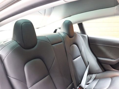 Used 2023 Tesla Model 3 Standard Range image 63