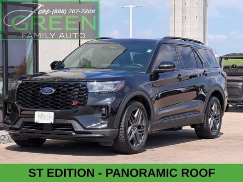 Used 2025 Ford Explorer ST AWD/4WD image 1