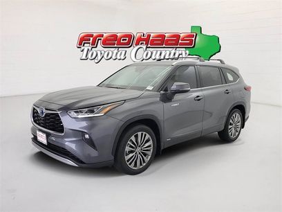 Used 2021 Toyota Highlander Platinum