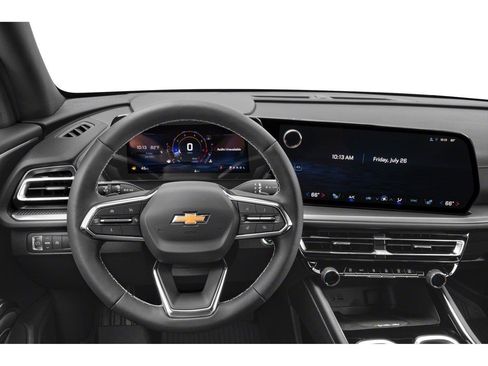 Used 2025 Chevrolet Traverse LT FWD image 26