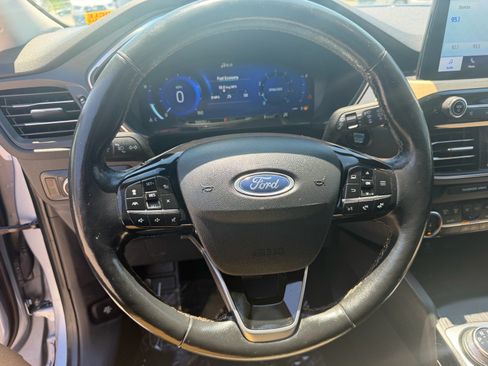 Used 2022 Ford Escape Titanium w/ Titanium Elite Package AWD/4WD image 31