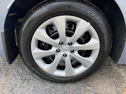 Certified 2025 Toyota Corolla LE FWD image 15