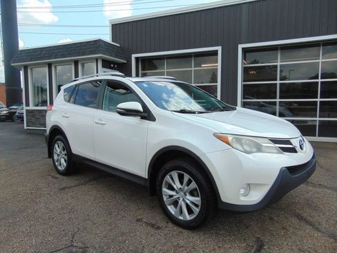 Used 2014 Toyota RAV4 Limited AWD/4WD image 6