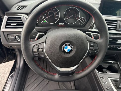 Used 2018 BMW 328d xDrive Sedan AWD/4WD image 12