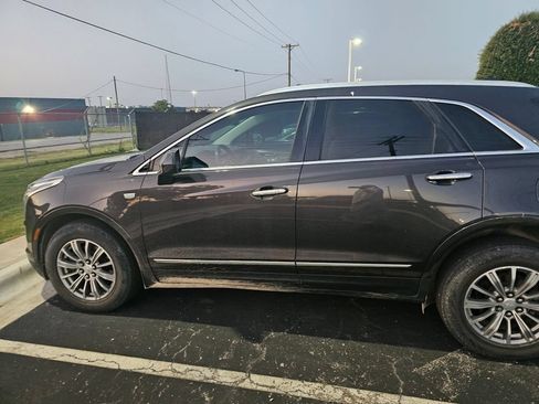 Used 2018 Cadillac XT5 Luxury w/ Driver Awareness Package FWD image 2