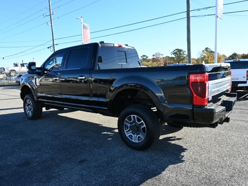 Used 2022 Ford F250 Platinum w/ Tremor Off-Road Package image 6