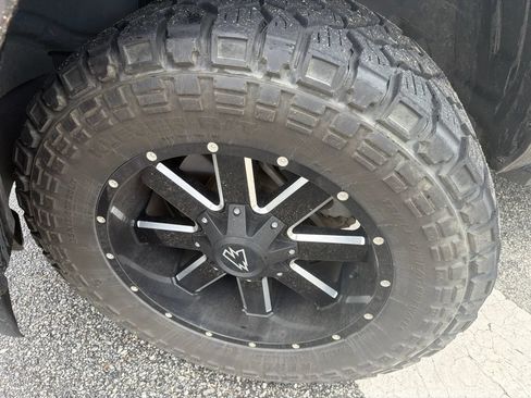 Used 2022 RAM 1500 Big Horn AWD/4WD image 2