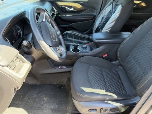 Used 2018 GMC Terrain SLE w/ Driver Convenience Package FWD image 10