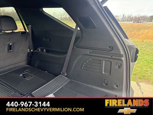 New 2026 Chevrolet Traverse LT w/ Sun and Wheel Package AWD/4WD image 59