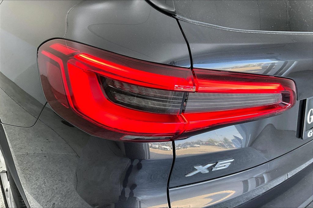 Used 2020 BMW X5 xDrive40i w/ Premium Package AWD/4WD image 37