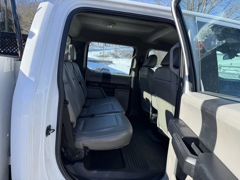 Used 2021 Ford F250 XL w/ Power Equipment Group image 17