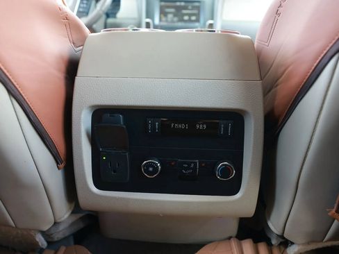 Used 2015 Lincoln Navigator L 2WD image 44