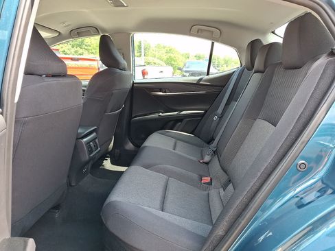 Used 2025 Toyota Camry LE FWD image 13