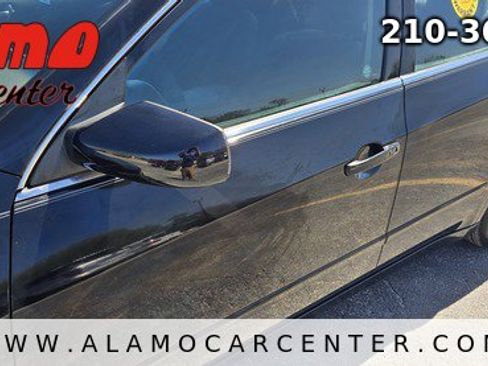 Used 2012 Nissan Altima 2.5 S FWD image 9