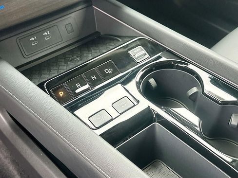 New 2025 Nissan Murano SL image 17