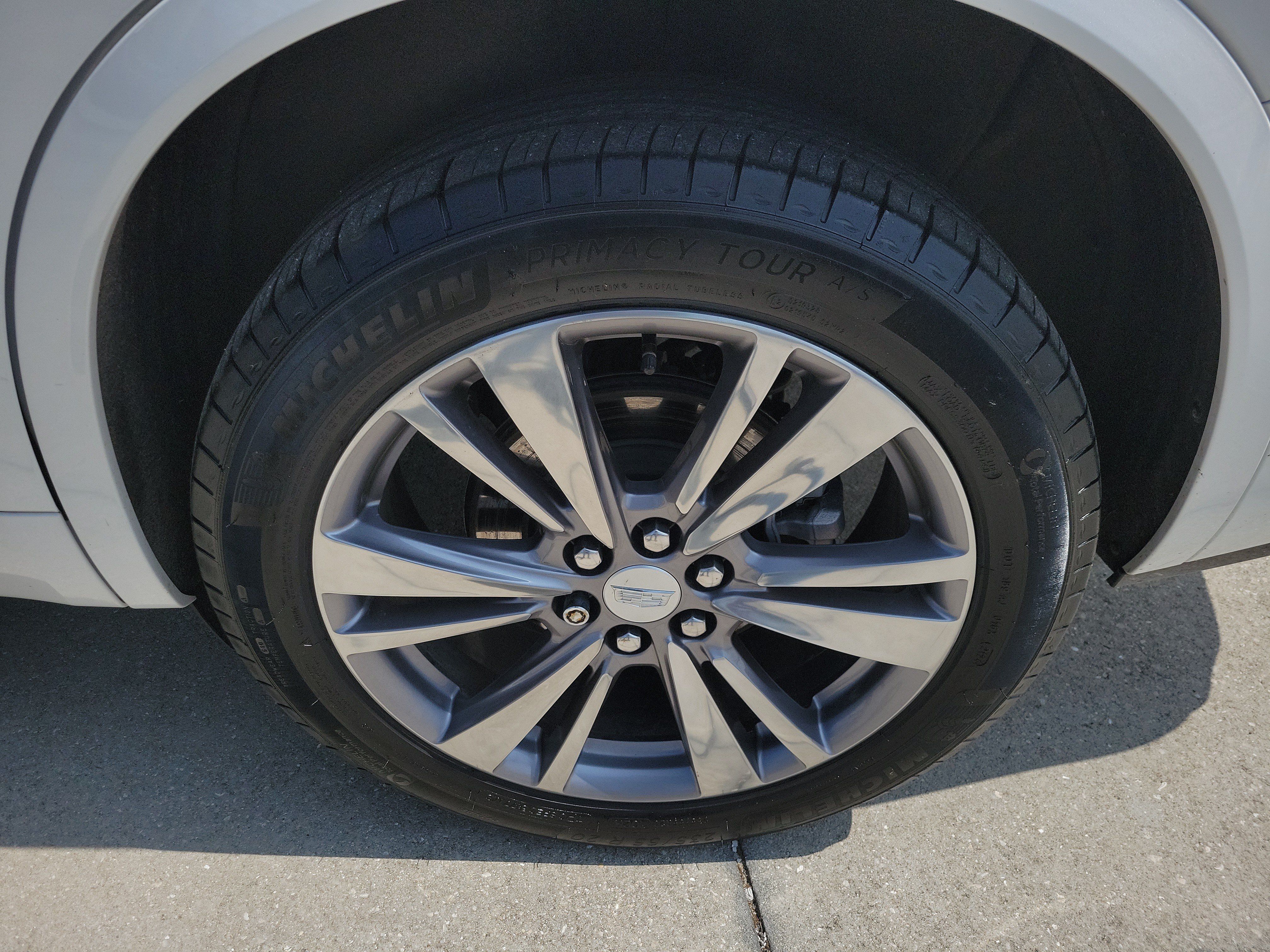 Certified 2025 Cadillac XT6 Premium Luxury w/ Platinum Package AWD/4WD image 33