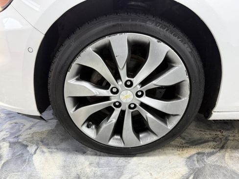 Used 2016 Chevrolet Malibu Premier image 23