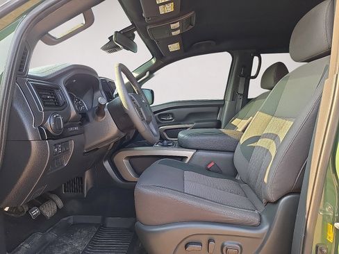 Used 2024 Nissan Titan SV w/ SV Bronze Edition Package RWD image 23