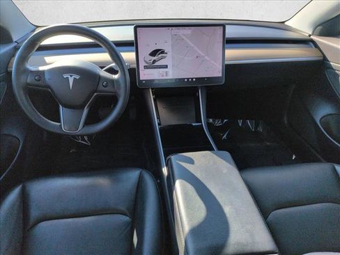 Used 2020 Tesla Model 3 Standard Range Plus image 17