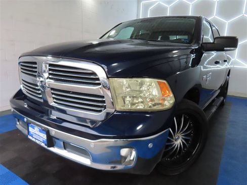 Used 2019 RAM 1500 Big Horn AWD/4WD image 1